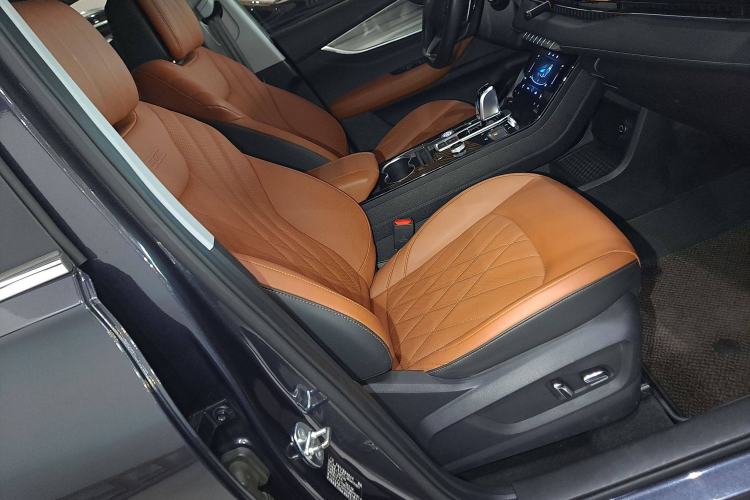 Used Chery Tiggo 8 PLUS 2022 290TGDI DCT Luxury Edition+