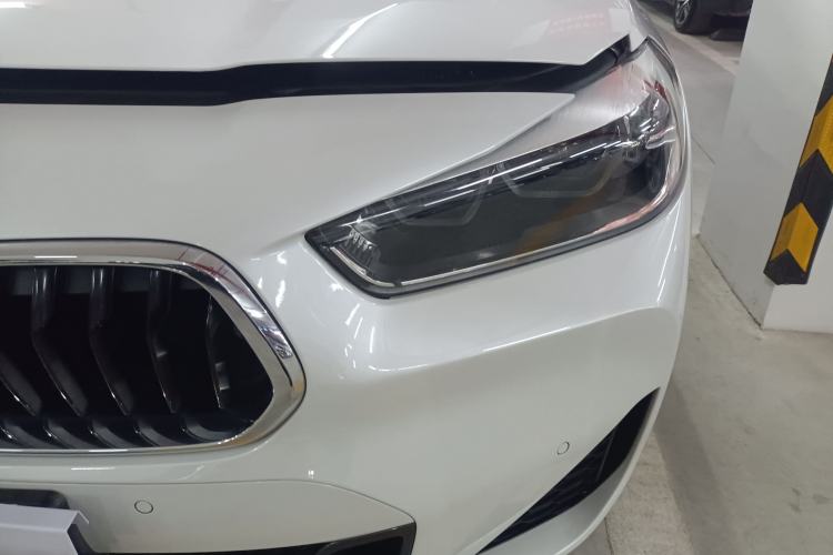 Used BMW X2 2021 sDrive25i Luxury Model with M Sport Package Left Front Headlight