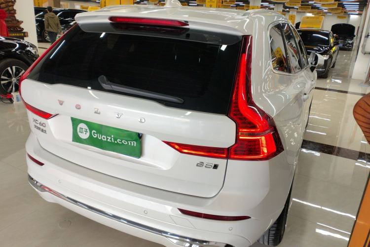 Used Volvo XC60 2024 B5 4x4 Smart Luxury Edition