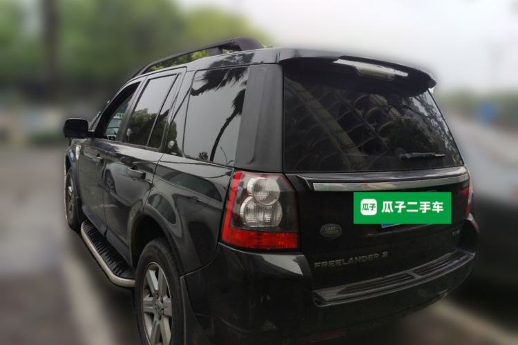 Used Land Rover Freelander 2 2011 2.2T SD4 SE Diesel Edition Rear Left 45 Deg