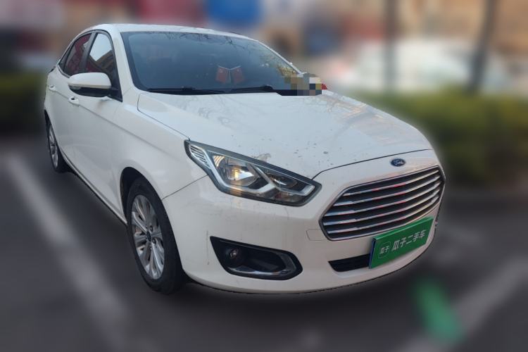 Used Ford Escort 2017 Happiness Edition 1.5L Automatic Fashion Version Front Right 45 Deg