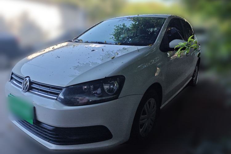 Used Volkswagen Polo 2016 1.4L Manual Fashion Model