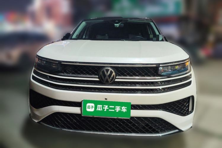 Used Volkswagen Tavendor 2023 380TSI Four-Wheel Drive R-Line First Edition Front