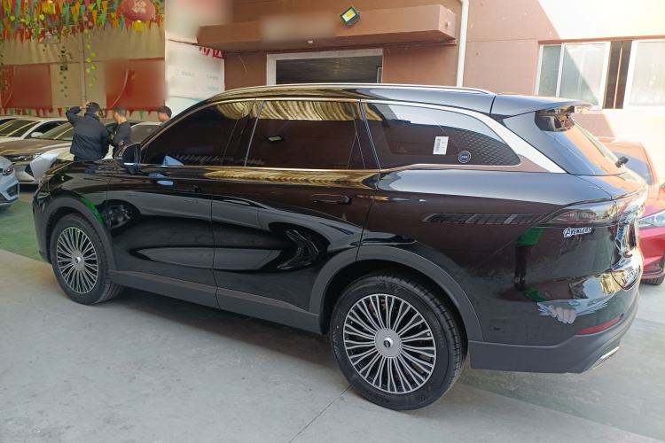 Used Chery Tiggo 8 L 2024 2.0T Two-Wheel Drive Luxury Edition 5 Seats
