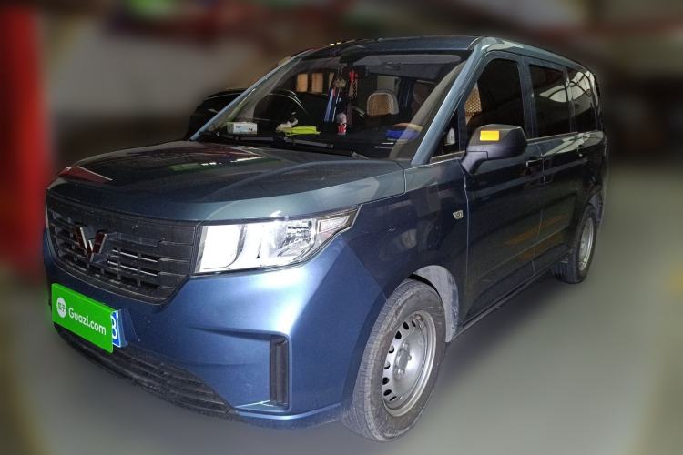 Used Wuling Hongguang PLUS 2020 1.5L Manual Standard Edition 5 Seats