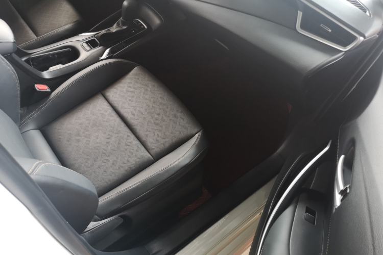 Used Toyota Levin 2023 Smart Electric Hybrid Dual-Engine 1.8L Sport Edition Right Front Seat