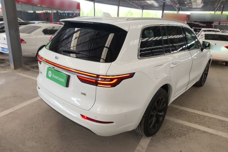 Used Li Auto ONE 2021 Extended-Range 6-Seater Version Rear Right 45 Deg