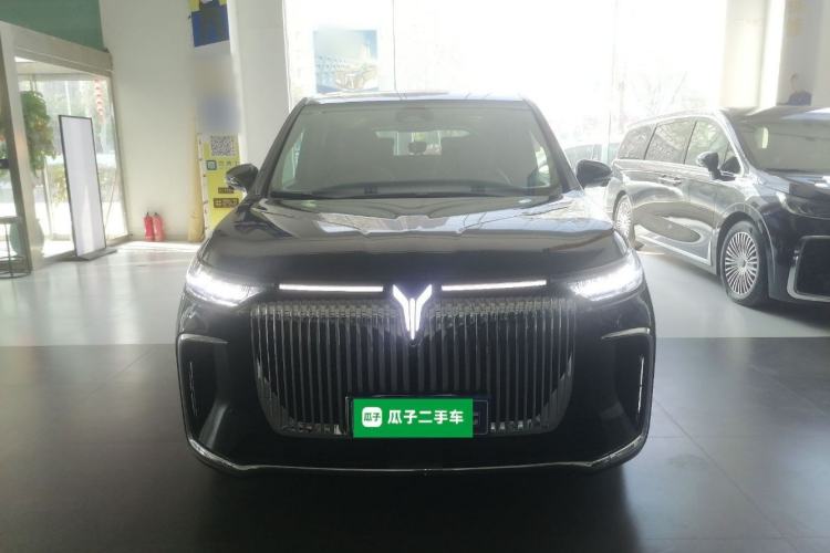 Used VOYAH Dream 2025 EV Four-Wheel Drive Flagship Kunpeng Edition
