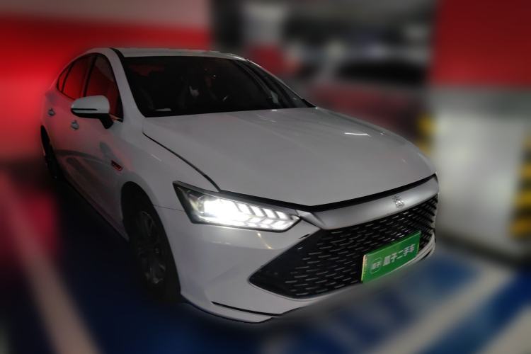 Used BYD Qin PLUS 2024 HONOR Edition DM-i 55KM Leading Model Front Right 45 Deg