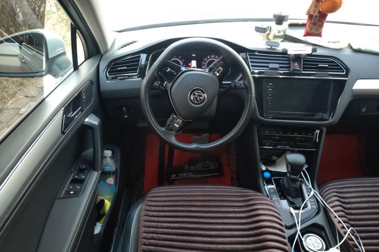 Used Volkswagen Tiguan L New Energy 2021 430 PHEV Plug-in Hybrid Flagship Edition Steering Wheel