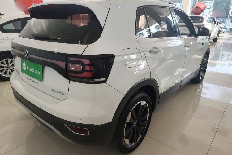 Used Volkswagen Tacqua 2021 200TSI DSG JoyConnect Edition