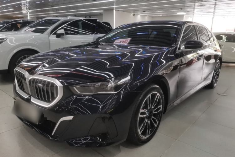 Used BMW 5 Series 2024 530Li Leading Model M Sport Package