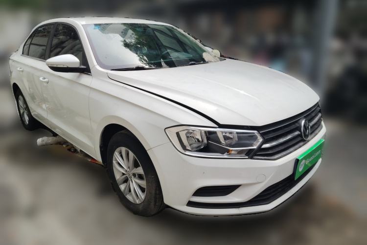 Used Volkswagen Bora 2016 1.6L Manual Fashion Edition Front Right 45 Deg