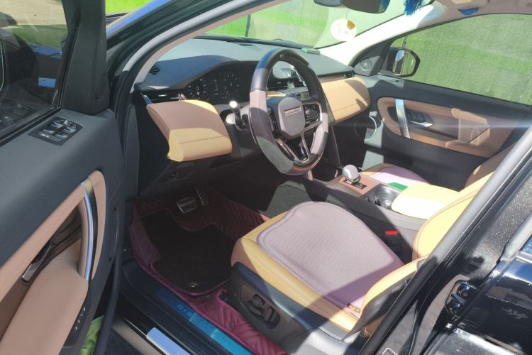 Used Land Rover Discovery Sport 2024 Performance Tech Edition Driver Seat