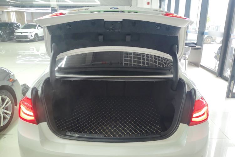 Used BMW 3 Series 2018 320Li Fashion Model
