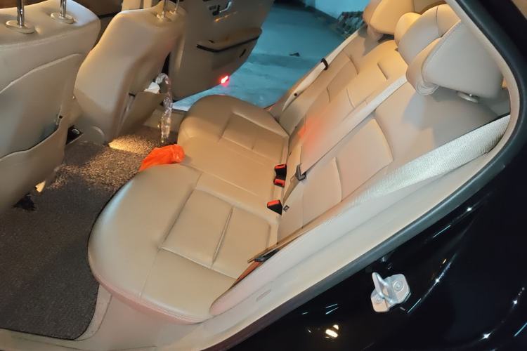 Used Mercedes-Benz E-Class 2013 E 260 L CGI Elegant Model