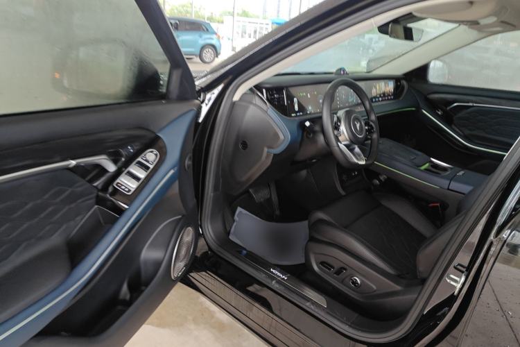 Used VOYAH FREE 2024 Ultra-Long Range Intelligent Driving Version Driver Seat