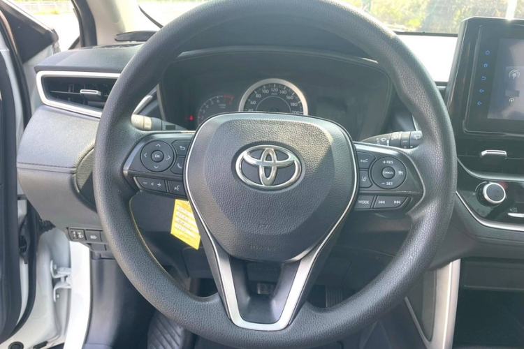 Used Toyota FRONTLANDER 2022 2.0L CVT Leading Edition