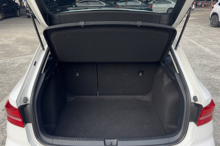 Used Volkswagen Lavida 2018 Hatchback 200TSI DSG Comfort Edition China V Standard
