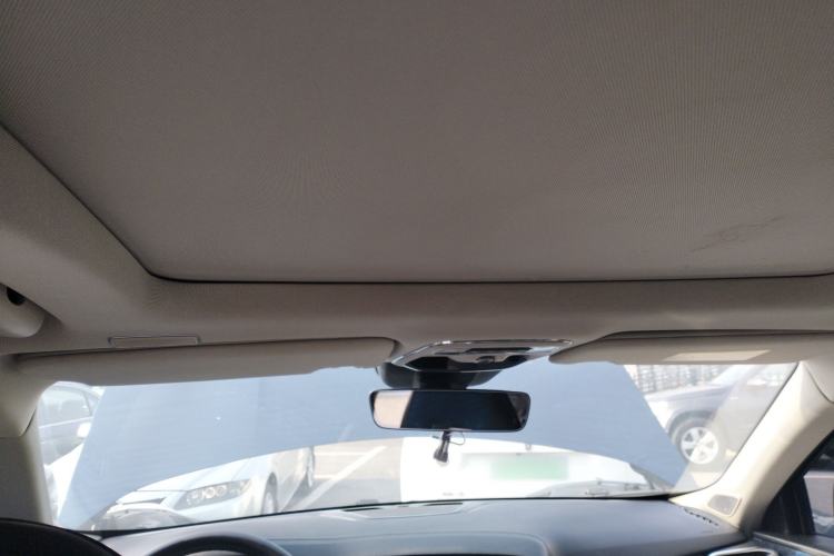 Used Lynk & Co 01 2017 2.0T Two-Wheel Drive Zhaopu Version
