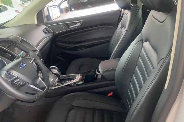 Used Ford Edge 2016 EcoBoost 245 Two-Wheel-Drive Titanium 7-Seater