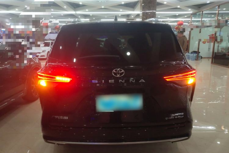 Used Toyota SIENNA 2024 2.5L Hybrid Four-Wheel Drive Prestige Edition Rear