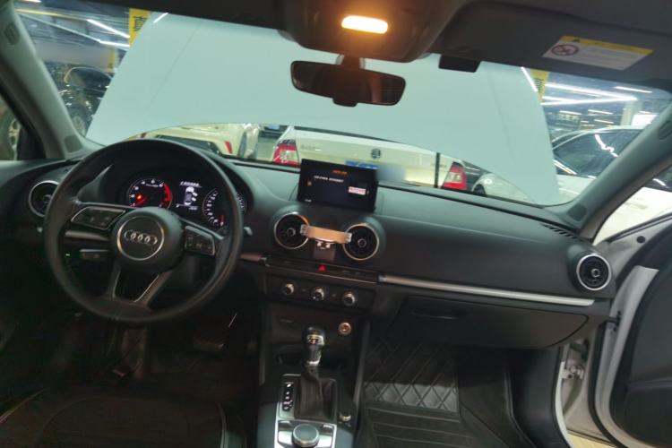 Used Audi A3 2020 Restyled Limousine 35 TFSI Ambition Version China VI Center Console
