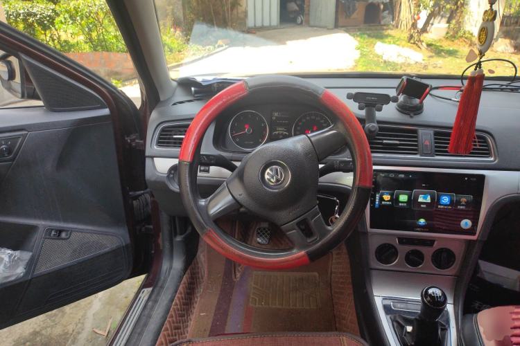 Used Volkswagen Lavida 2013 Revised Version 1.4 TSI Manual Comfort Edition
