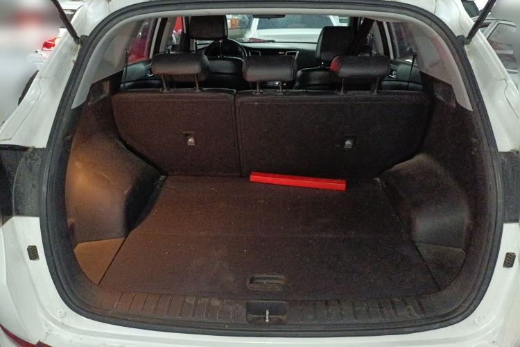 Used Hyundai Tucson 2015 1.6T Dual-Clutch Two-Wheel-Drive Smart Model Trunk