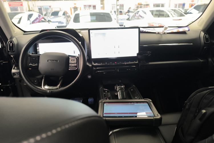 Used Haval H Dog 2023 2.0T Two-Wheel Drive Chaoye Version Plus Center Console