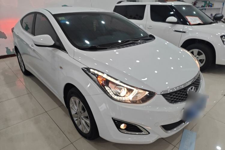 Used Hyundai Elantra (5th Generation / Langdong) 2016 1.6L Automatic Smart Version