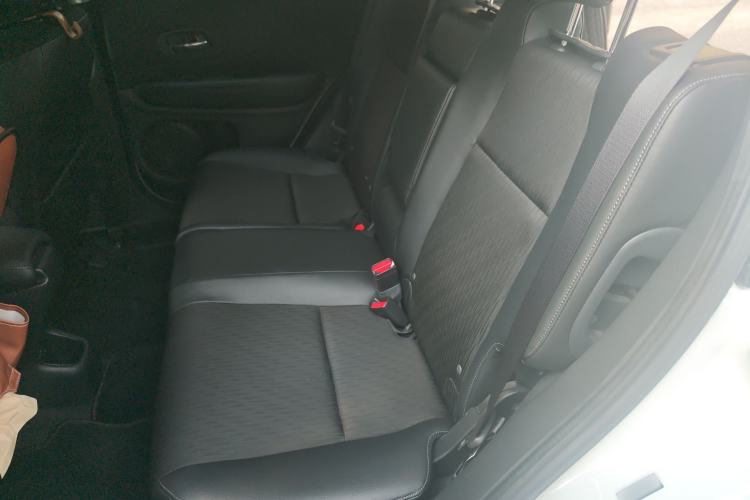 Used Honda Vezel 2020 1.5L CVT Pioneer Edition