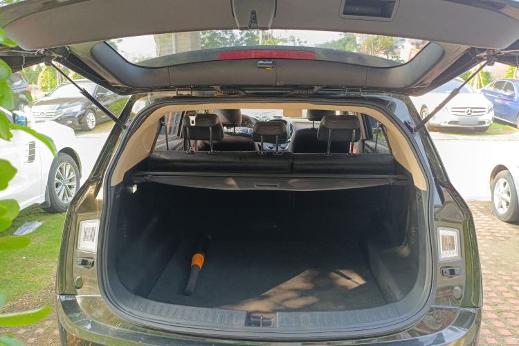 Used Baojun 560 2015 1.8L Manual Elite Edition
