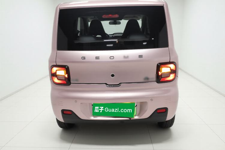 Used Geely Galaxy Panda 2023 Panda Mini 200km Endurance Bear