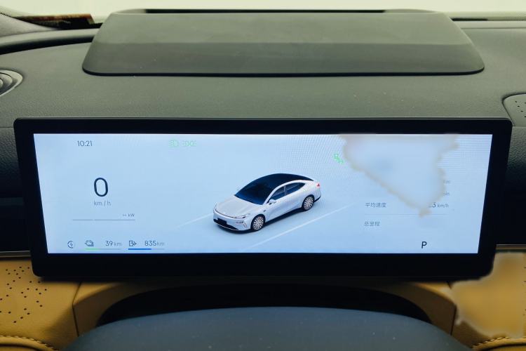 Used Geely Galaxy 8 2025 130km EM-P Starship Edition
