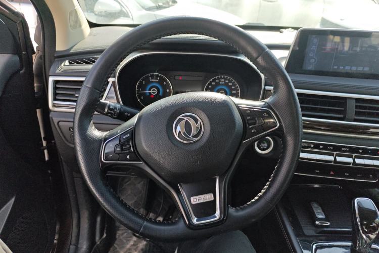 Used Dongfeng Fengon 580 2017 1.5T CVT Smart Style Model
