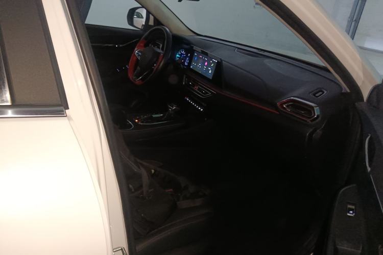 Used CHANGAN OSHAN X5 2021 Revised Version 1.5T DCT Luxury Edition
