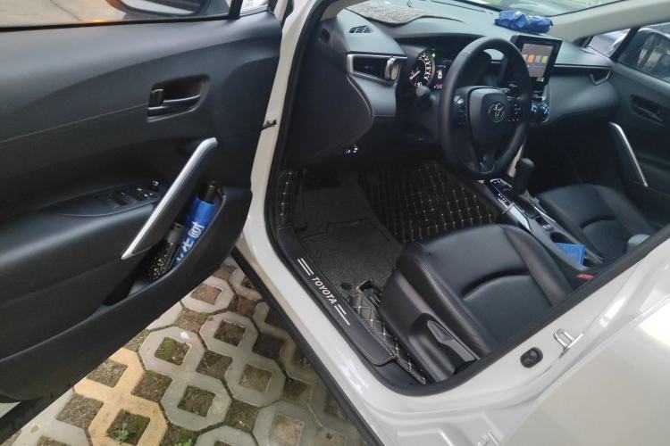 Used Toyota Corolla Cross 2022 2.0L Pioneer Edition Driver Seat