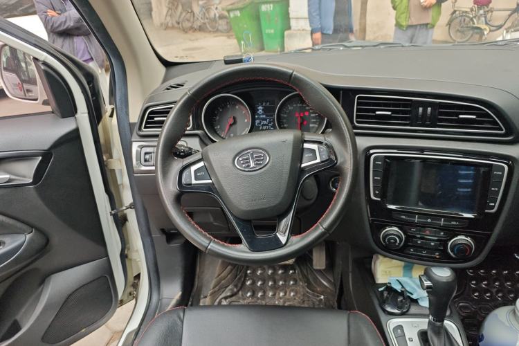 Used FAW Junpai D60 2017 1.8L Automatic Prestige Model Steering Wheel