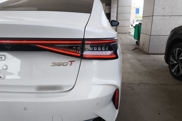 Used Chery Arrizo 8 2023 High-Performance Edition 2.0T DCT Powerfully Equipped