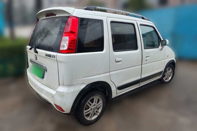 Used Suzuki Wagon R X5 2013 Luxury Edition 1.4L Standard Model
