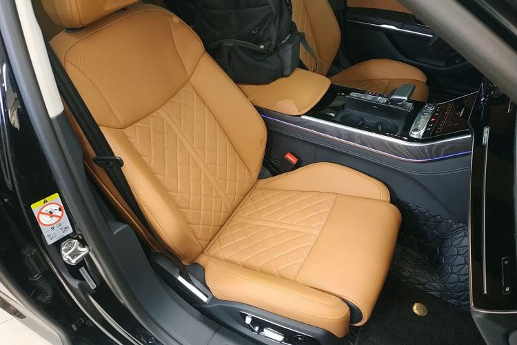 Used Audi A8 2024 A8L 50 TFSI quattro Prestige Edition
