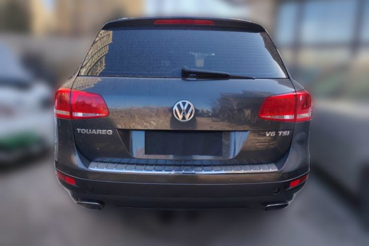 Used Volkswagen Touareg 2011 3.0 TSI Comfort Version
