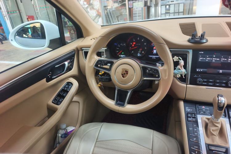 Used Porsche Macan 2016 Macan 2.0T