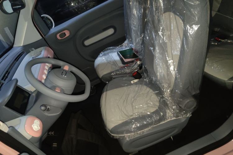 Used Bestune Pony 2026 Model 222km Cute Horse Left Front Seat