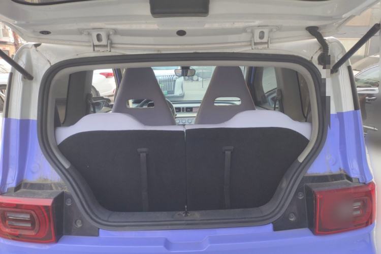 Used Wuling Hongguang MINIEV 2022 Macaron-Color Edition Lithium Iron Phosphate Trunk