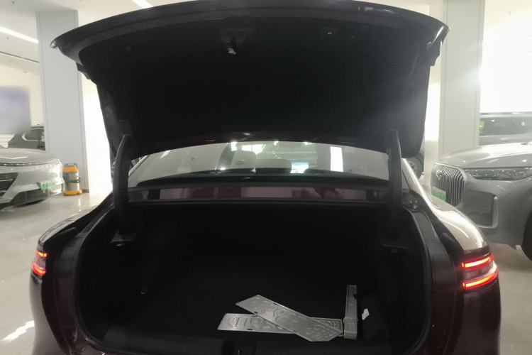 Used Chery Fulwin A9L 2025 Model, Four-Wheel Drive High-Energy Peak Edition