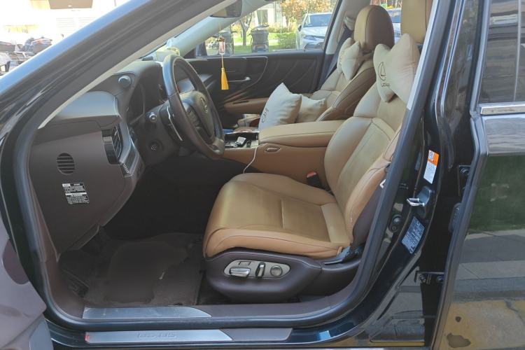 Used Lexus LS 2020 500h Excellence Edition China VI standard Left Front Seat