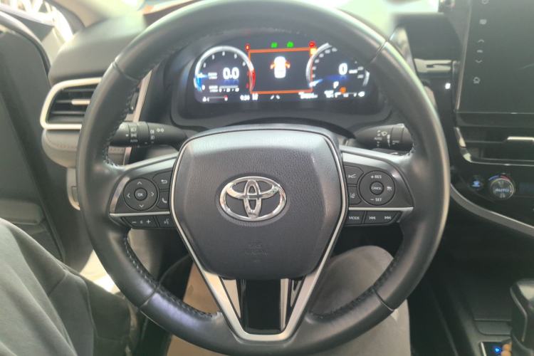 Used Toyota Camry 2021 2.5G Luxury Edition
