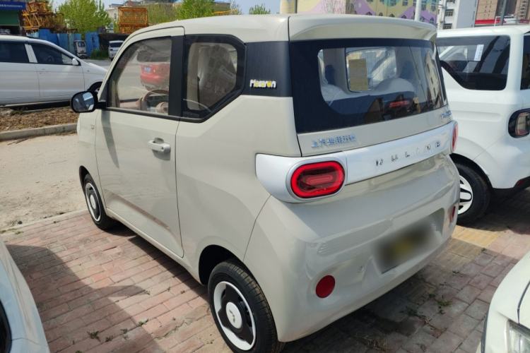 Used Wuling Hongguang MINIEV 2024 3rd Generation 215km Youth Edition Rear Left 45 Deg